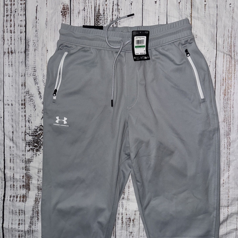 NWT Under Armour Sportstyle Tricot Jogger Athletic Pants Gray Men's Size Large